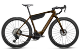 DENNA M10i 2027 E-BIKE - Caramel Carbon/Golden Sand <br> > Dostupno na webshopu