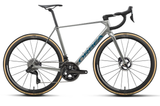 ORCA M10i LTD PWR 2027 - <br> Spark Silver/Titan Grey <br> > Dostupno na webshopu
