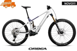 WILD TR M-TEAM 2027 - Bosch CX Gen 5 - White Chic/Tanzanite Carbon <br> > Dostupno na webshopu