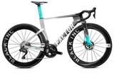 ONE 2027 - Dura Ace Di2 2x12 - Silverstone <br> > Dostupno na webshopu
