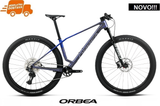 ALMA M30 2027 - Noctiluca Carbon/Cobalte Blue <br> > Dostupno na webshopu