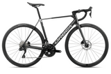 ORCA M30i 2026 - <br> Diamond Carbon View <br> > Dostupno na webshopu