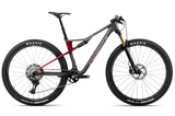 OIZ M-PRO Di2 2026 - Diamond Carbon/Cherry Red <br> > Dostupno na webshopu