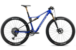 OIZ M-TEAM FACTORY 2025 - Cobalt Blue/Carbon Raw <br> > Dostupno na webshopu