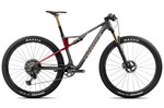OIZ M-TEAM FACTORY 2025 - Diamond Carbon/Cherry Red <br> > Dostupno na webshopu