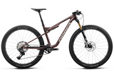 OIZ M10 2027 - Burning Ashes Carbon/Ivory <br> > Dostupno na webshopu