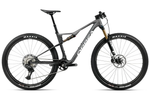 OIZ M10 XT Di2 2026 - Diamond Carbon View <br> > Dostupno na webshopu
