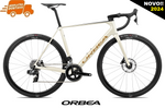 ORCA M31e TEAM 2024 -  <br> Ivory White/Burgundy <br> > Dostupno na webshopu