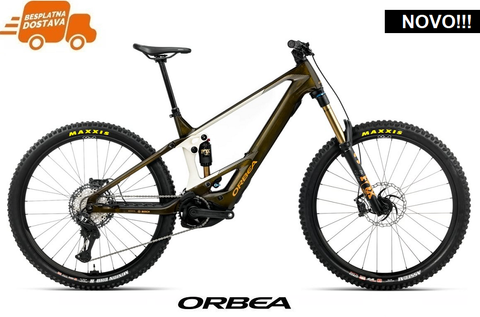 WILD M-TEAM XT Di2 2026 - Caramel Carbon/Cream White <br> > Dostupno na webshopu