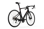 X1 105 2023 - Shiny Black <br> > Dostupno u trgovini i webshopu