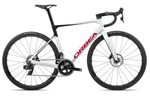 ORCA M31eLTD PWR 2023 - White/Black/Red <br> > Dostupno na webshopu
