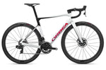 ORCA M11e LTD PWR 2023 - White/Black <br> > Dostupno na webshopu