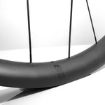 XC SL 33 | Stealth Black - set MTB kotača <br> Dostupno na upit