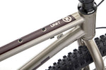 UNIT 29 - Metallic Grey/Chocolate <br> > Dostupno na webshopu